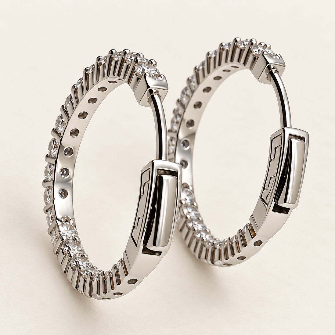 Argola com Moissanite Round 2.5mm*34