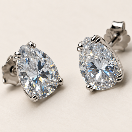 Brinco Moissanite Pear 7x9mm