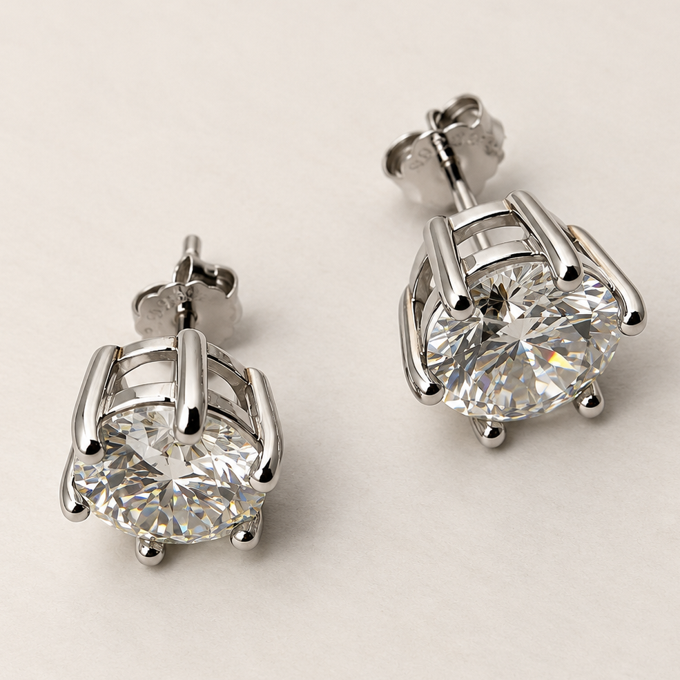 Brinco Moissanite Round 8.0mm