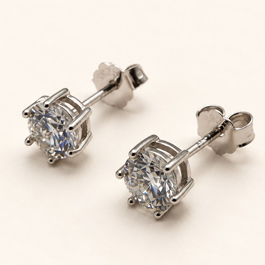 Brinco Moissanite Round 5.0mm